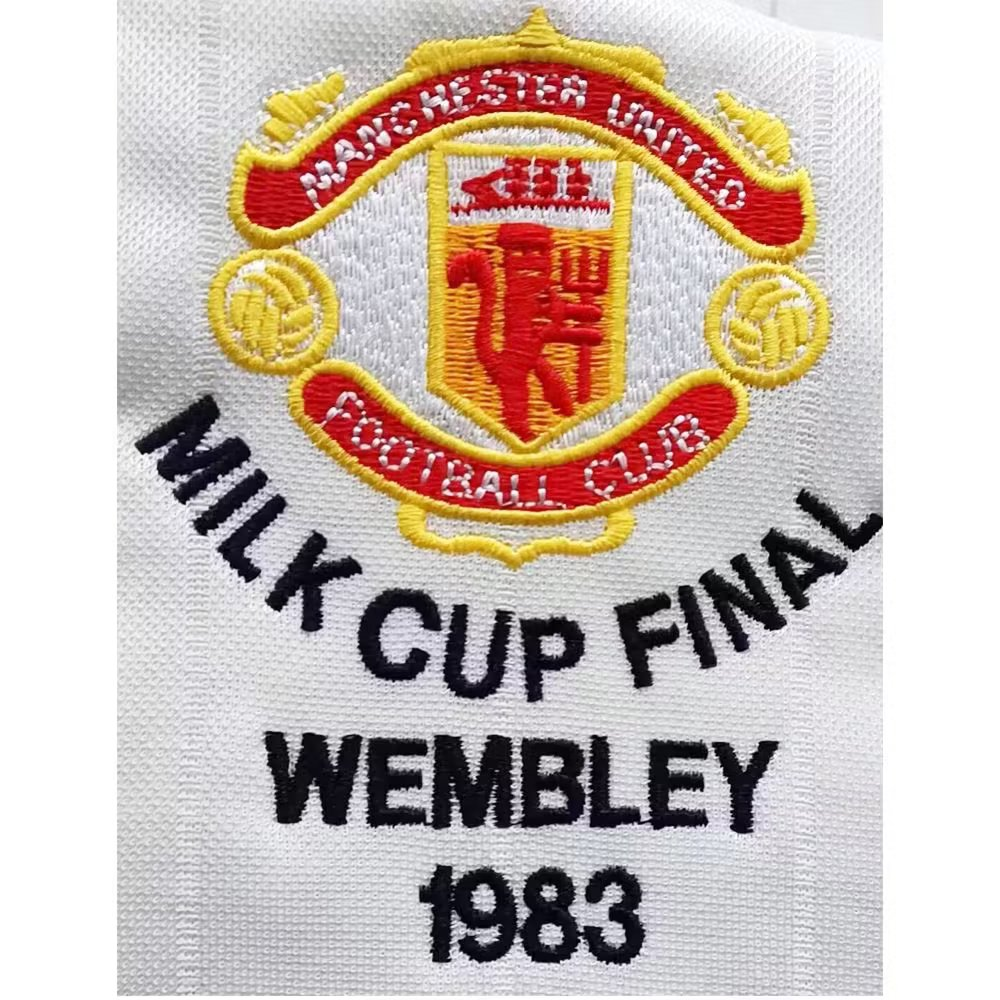1983 Manchester United Retro Soccer Jersey
