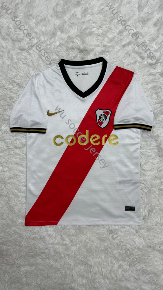 1:1 copy top quality 2024/2025 River Plate Home football  jersey