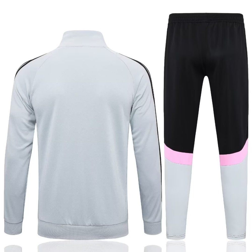 2024/2025 Juventus Light Grey Long Sleeve Jacket Kit