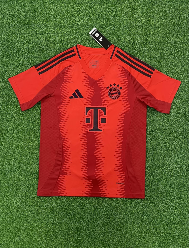 1:1 copy top quality（S-4XL）2024/2025 Bayern Munich home Fan Edition football jersey