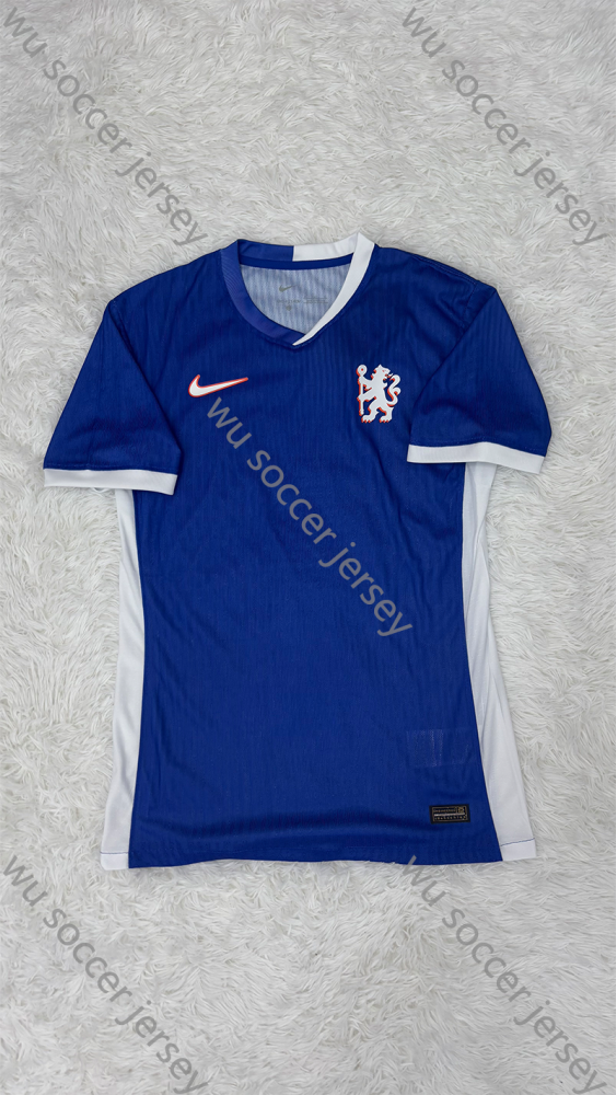 1:1 copy top quality 2025/2026 Chelsea home football jersey