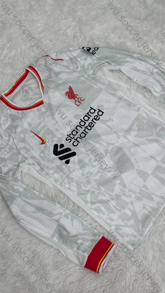 1:1 copy top quality 2024/2025 Liverpool 3th Away Long Sleeved Soccer Jersey
