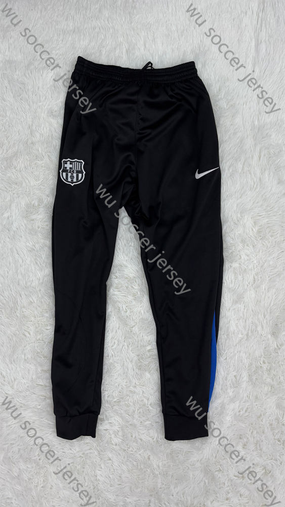 2024/2025 Barcelona Black Hat Long Sleeve Jacket Kit