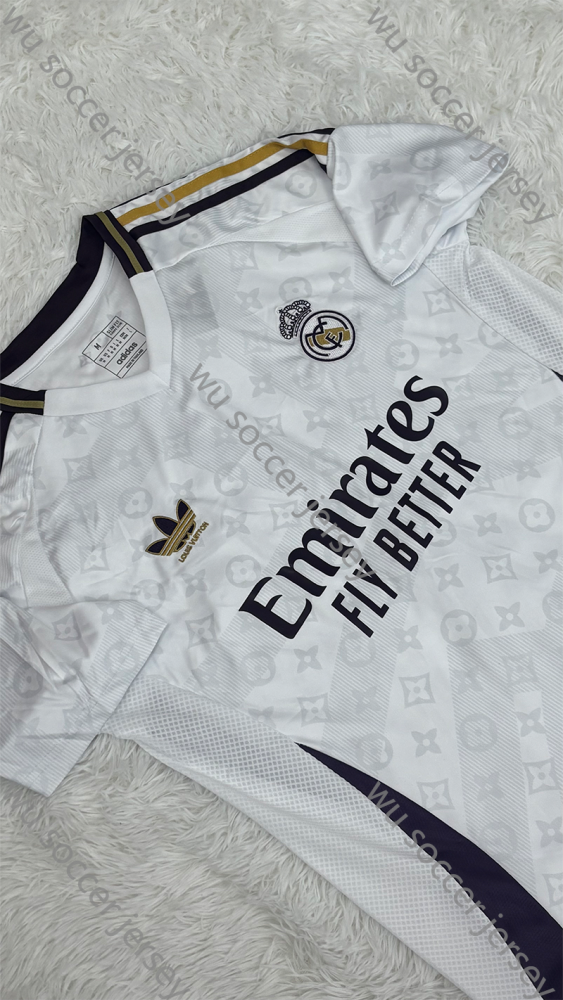 1:1 copy top quality 2024/2025 Real Madrid Speclai Edition Football Jersey