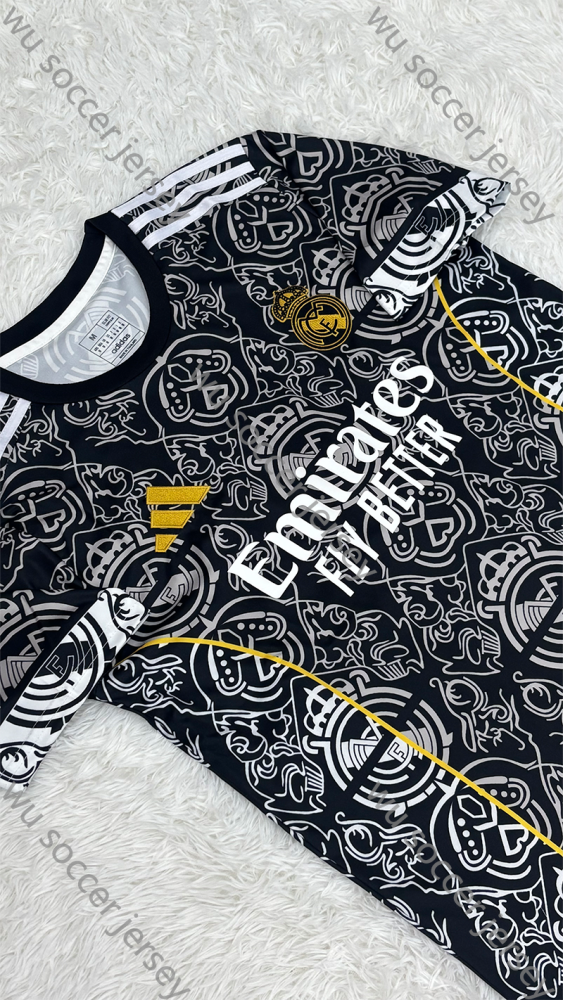 1:1 copy top quality 2024/2025 Real Madrid Speclai Edition Football Jersey