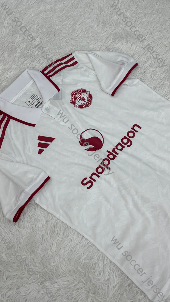 1:1 copy top quality 2025/2026 Manchester United White Football Jersey