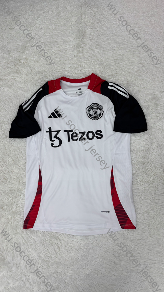 1:1 copy top quality 2025/2026 Manchester United Pre-match training suit Football Jersey