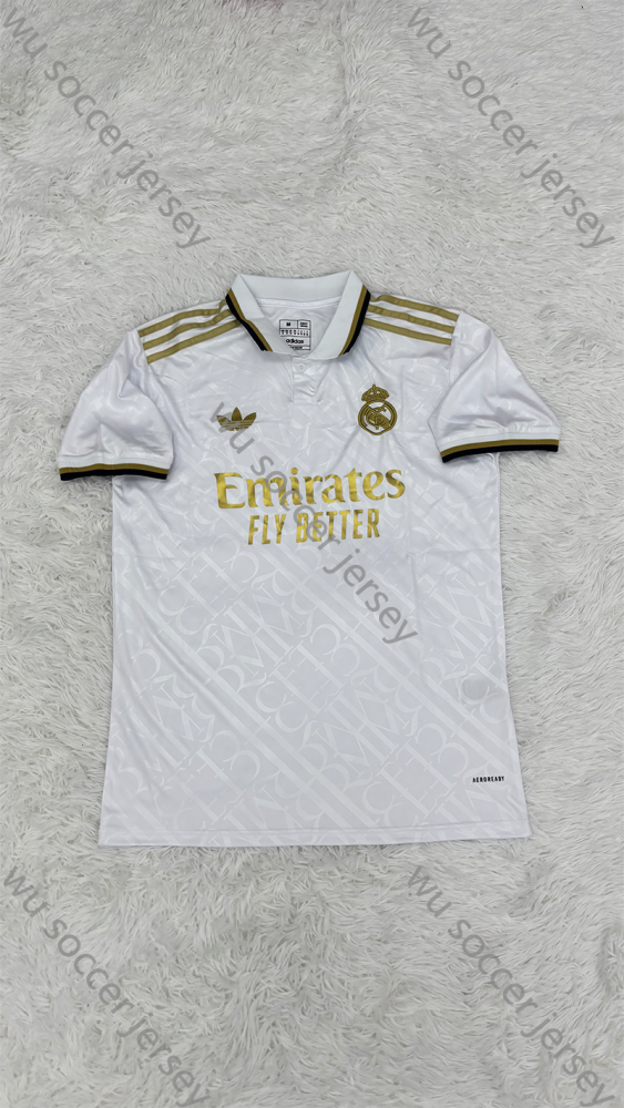1:1 copy top quality 2025/2026 Real Madrid  Fan Edition Football Jersey