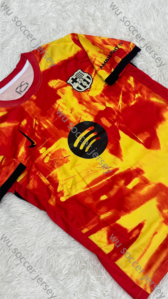 1:1 copy top quality 2025/2026 Barcelona Fan Edition Football Jersey