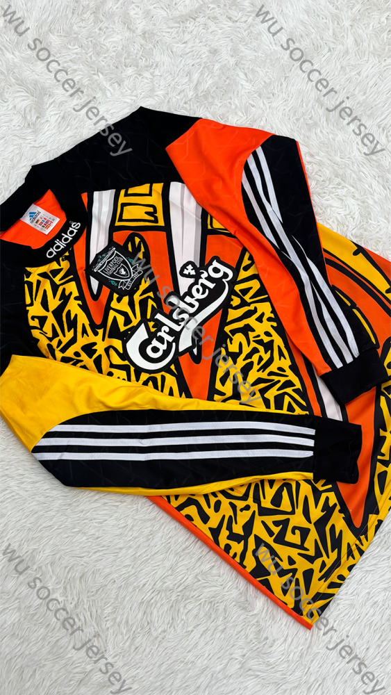 1:1 top quality 1993/1995 Liverpool Retro goalkeeper Long Sleeved  Soccer Jersey