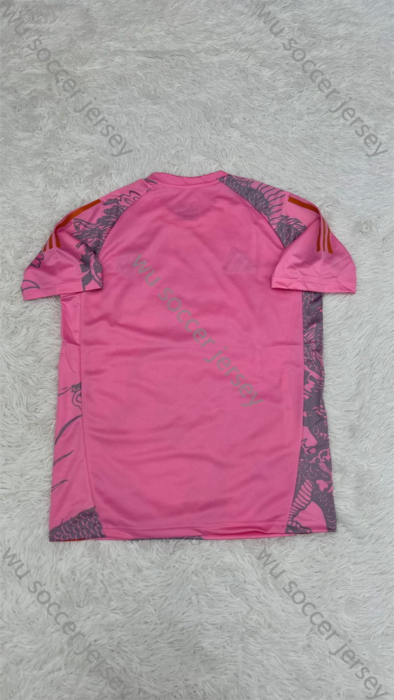 1:1 copy top quality 2025/2026 Real Madrid  Fan Edition Football Jersey