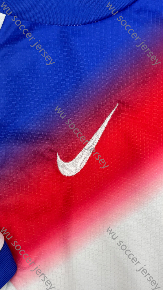 1:1 replica of top quality 2025/2026 England Home Kids National Team Football Jersey