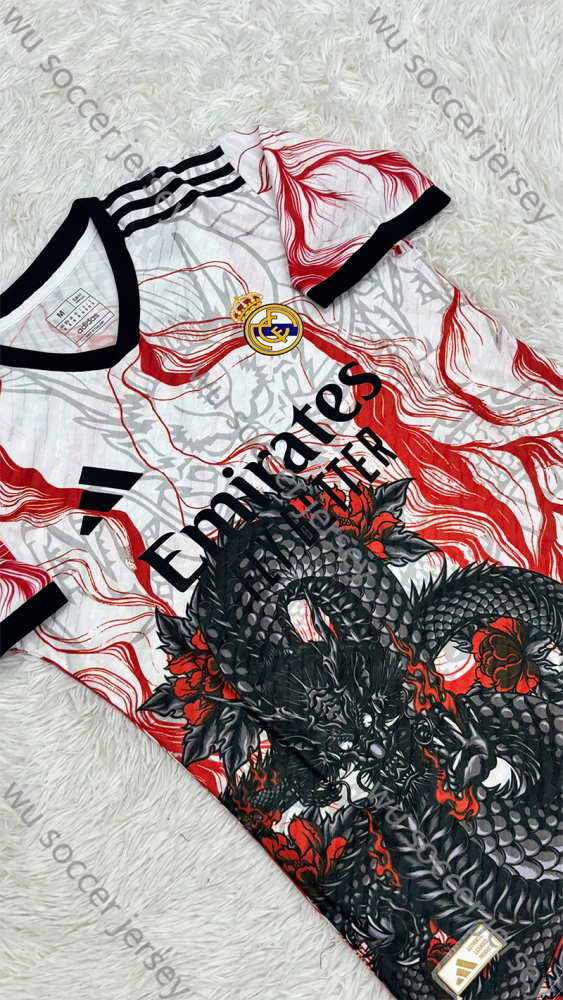 1:1 copy top quality 2025/2026 Real Madrid  Player Edition Football Jersey