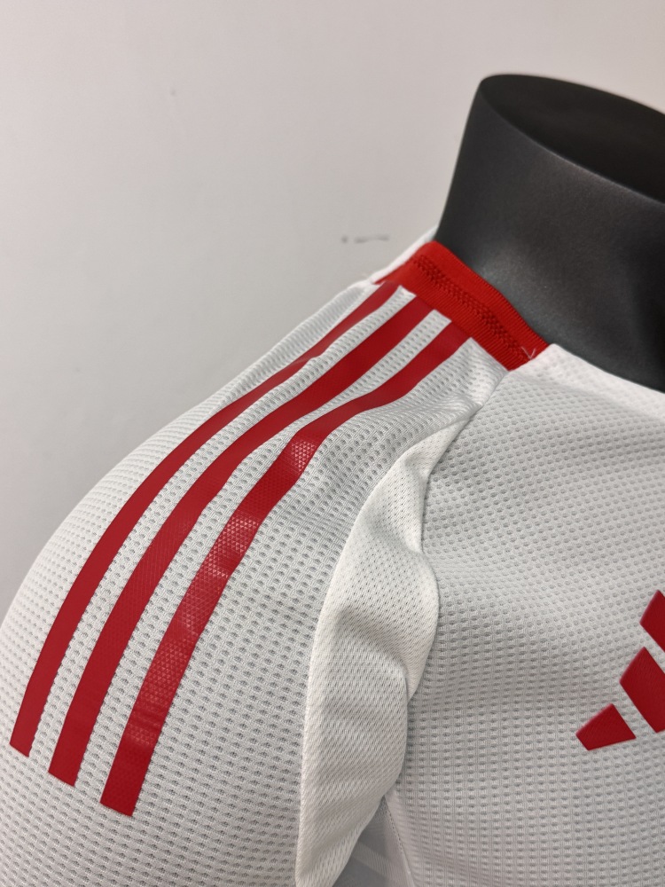 1:1 copy top quality (S-XXL) 2025/2026 Liverpool Black Player Edition Football Jersey