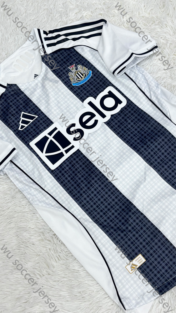 1:1 copy top quality （S-2XL） 2025/2026 Newcastle United Home Player Edition football jersey