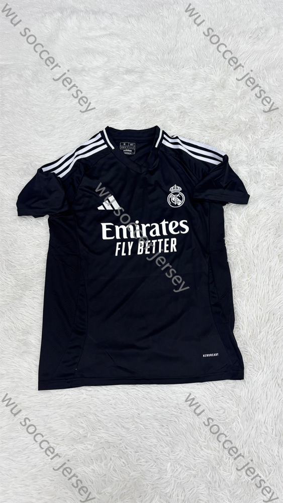 1:1 copy top quality 2025/2026 Real Madrid  Fan Edition Football Jersey