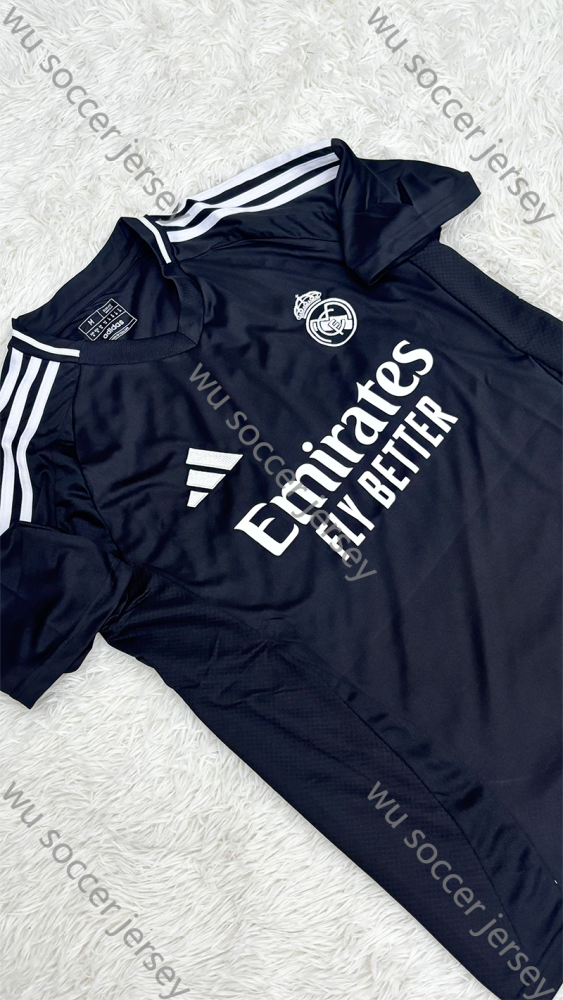 1:1 copy top quality 2025/2026 Real Madrid  Fan Edition Football Jersey