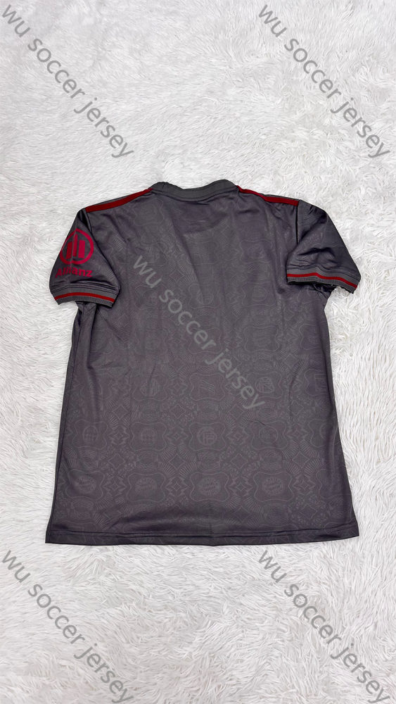 1:1 copy top quality (S-XXL) 2025/2026 Bayern Munich player version football jersey