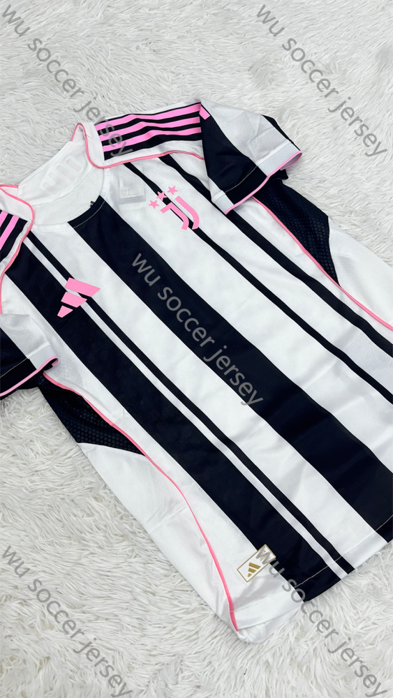 1:1 copy top quality 2025/2026 Juventus Home Player Edition Football Jersey