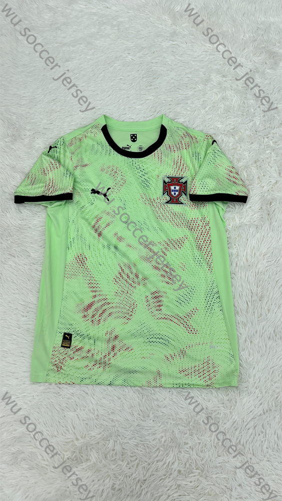 1:1 copy top quality （S-2XL）2025/2026 Portugal Away Fan Edition Football Jersey