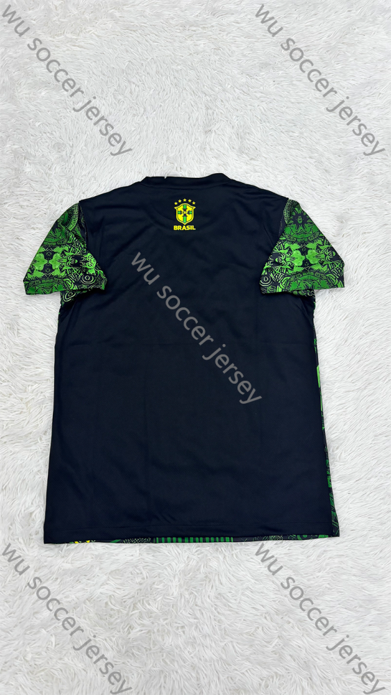 1:1 copy top quality 2025/2026 Brazil Player Edition Football Jersey