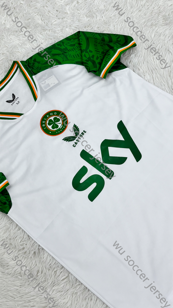 1:1 copy top quality 2025/2026 Ireland Fan Edition football jersey