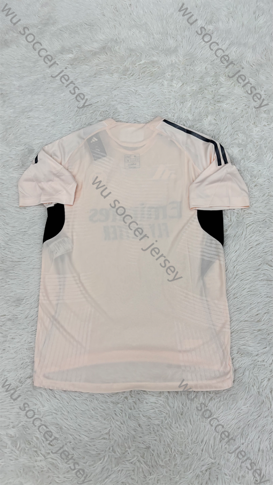 （S-XXL）1:1 Copy Top Quality 2025/2026 Real Madrid Football Jersey （Player Edition）