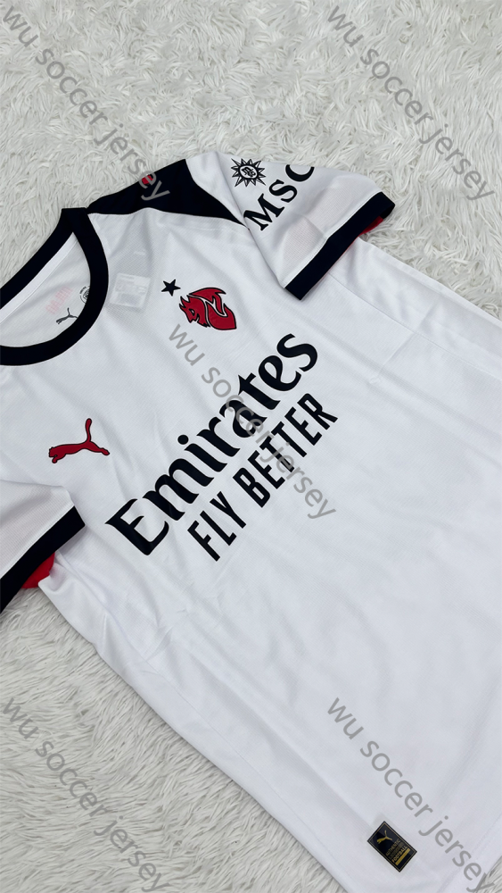 （S-XXL）1:1 Copy Top Quality 2025/2026 AC Milan Football Jersey (Player Edition)