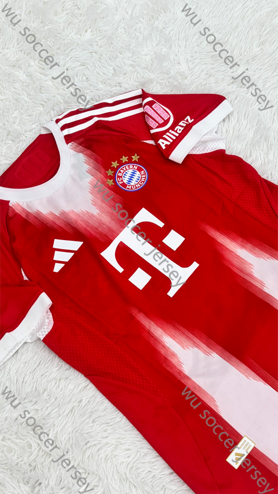 （S-3XL）1:1 Copy Top Quality 2025/2026 Bayern Munich Home Football Jersey （Player Edition）
