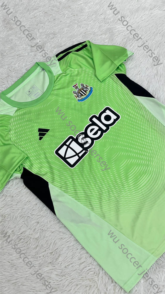 （S-4XL）1:1 Copy Top Quality 2024/2025 Newcastle United goalkeeper Football Jersey （Fan Edition）