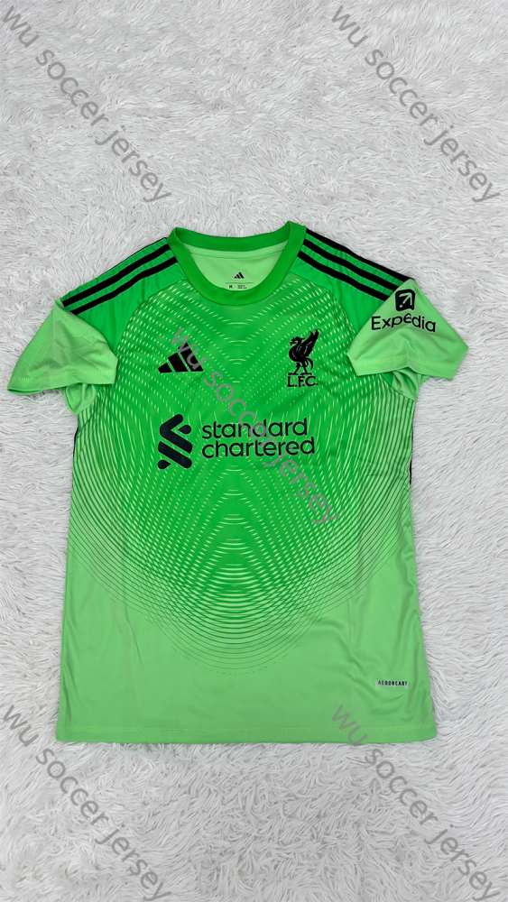 （S-4XL）1:1 Copy Top Quality 2025/2026 Juventus Home Football Jersey （Fan Edition）
