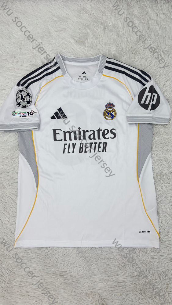 （S-3XL）1:1 Copy Top Quality 2025/2026 Real Madrid Modrié 10 Special Edition Football Jersey（ Player Edition）（Fan Edition）