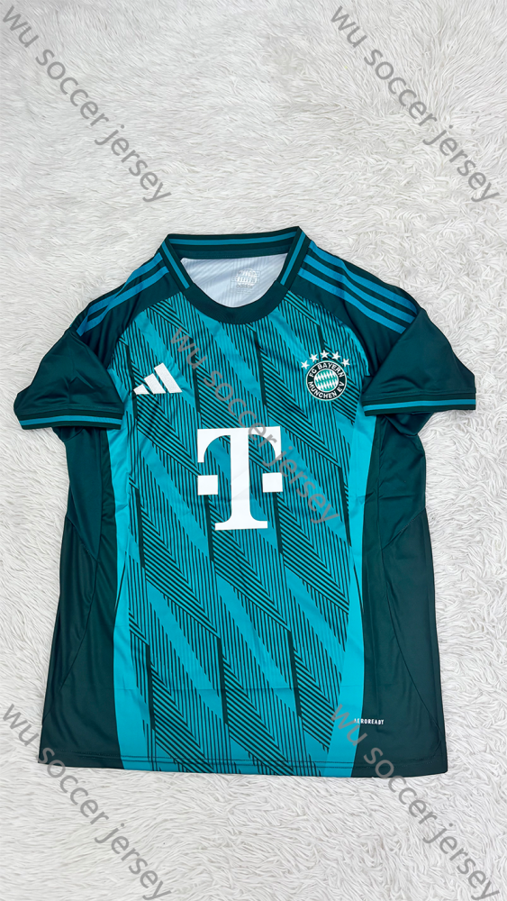 （S-4XL）1:1 Copy Top Quality 2025/2026 Bayern Munich Special Edition Football Jersey (Fan Edition)