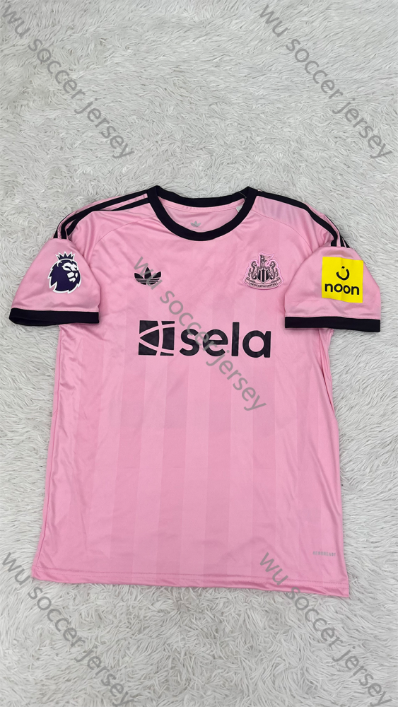 （S-4XL）1:1 Copy Top Quality 2025/2026 Newcastle United goalkeeper Football Jersey （Fan Edition）