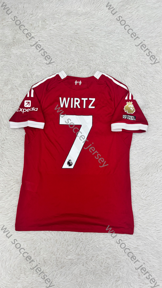 （S-4XL）1:1 Copy Top Quality 2025/2026 Liverpool Home Football Jersey （Fan Edition）（Player Edition）
