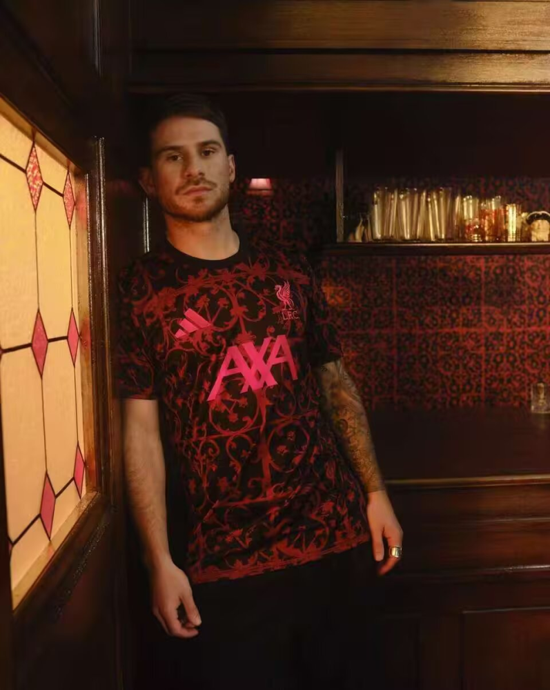 （S-4XL）1:1 Copy Top Quality 2025/2026 Liverpool Special Edition Football Jersey （Fan Edition）