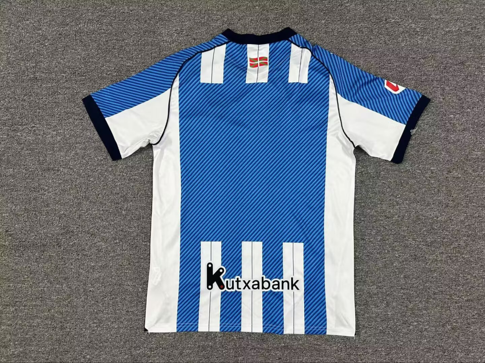 （S-4XL）1:1 Copy Top Quality 2025/2026 Real Sociedad Home Football Jersey （Fan Edition）