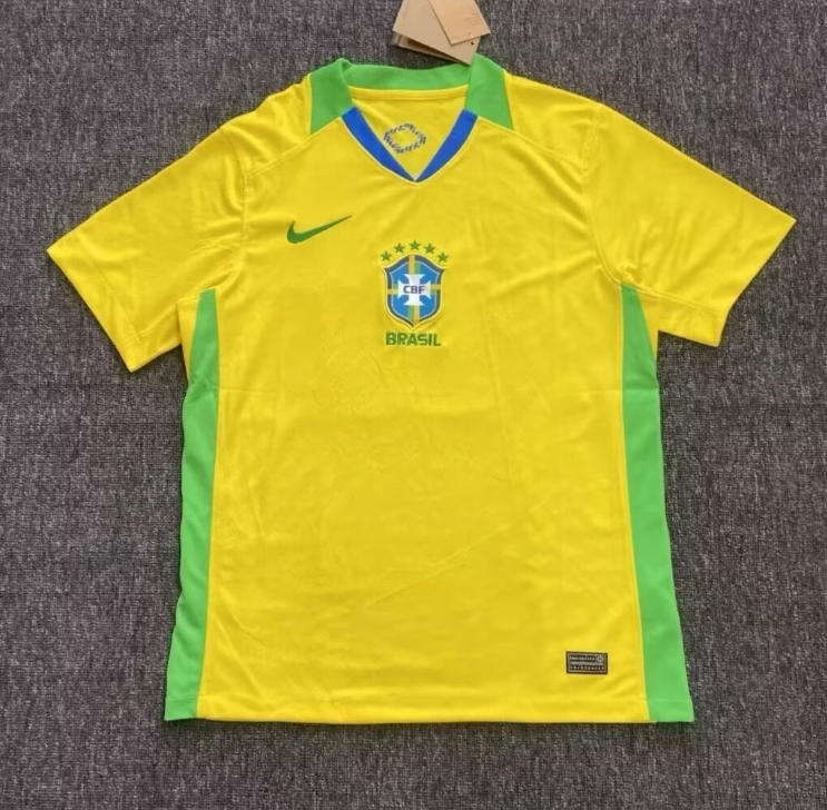 （S-2XL）1:1 Copy Top Quality 2025/2026 Brazil Home Football Jersey （ Fan Edition）
