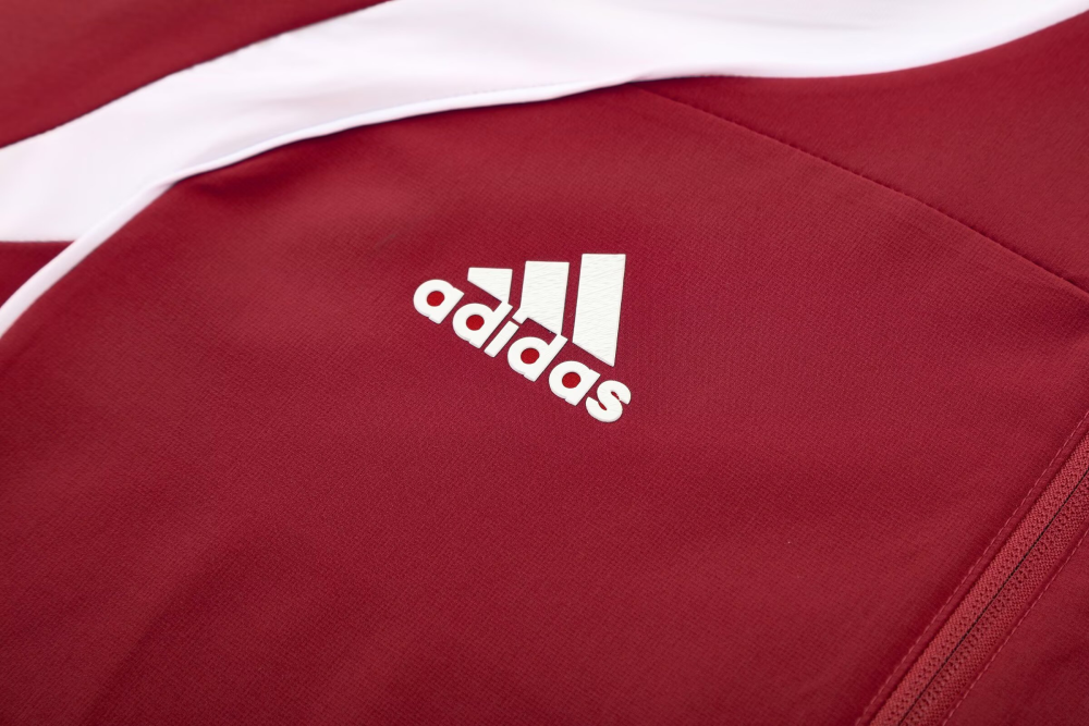 2025/2026 Bayern Munich Red Hat Long Sleeve Jacket Kit
