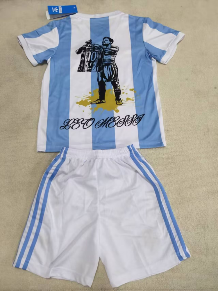 （16-28）1:1 Copy Top Quality 2025/2026 Messi 10 Argentina Football Jersey (Kids)