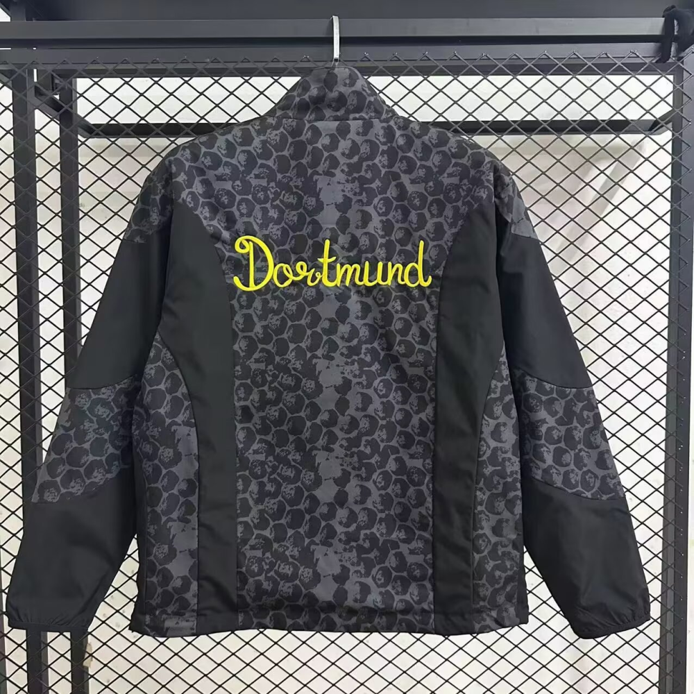 2025/2026 Borussia Dortmund Hat Long Sleeve Jacket Kit