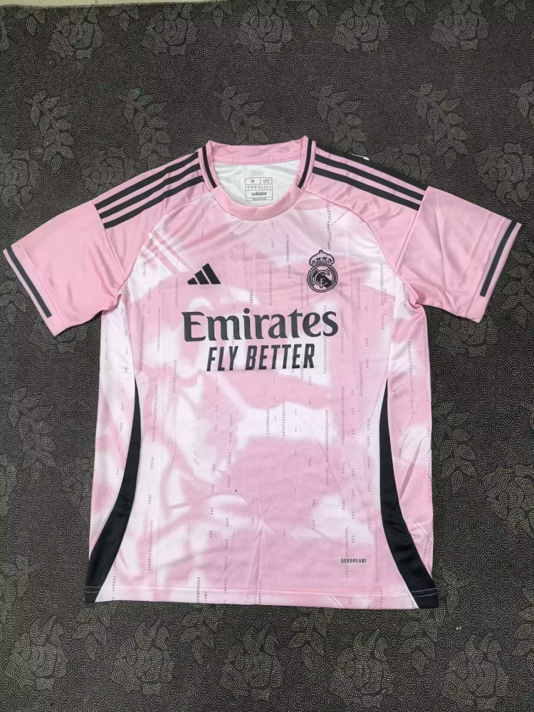 （S-2XL）1:1 Copy Top Quality 2025/2026 Real Madrid Special Edition  Football Jersey （Fan Edition）