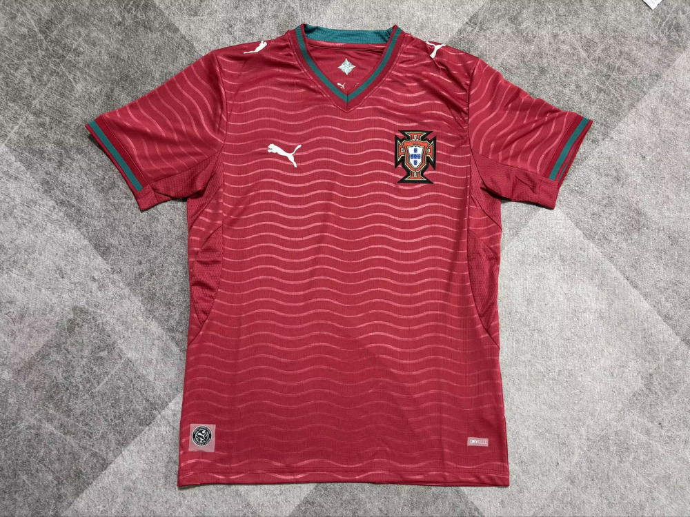 （S-2XL）1:1 Copy Top Quality 2025/2026 Portugal Home Football Jersey （ Fan Edition）