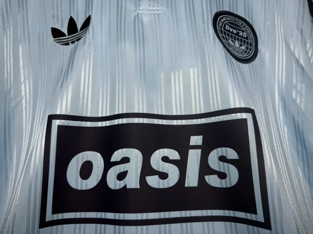 （S-2XL）1:1 Copy Top Quality 2025/2026 oasis x Adidas joint edition  Football Jersey （Fan Edition）