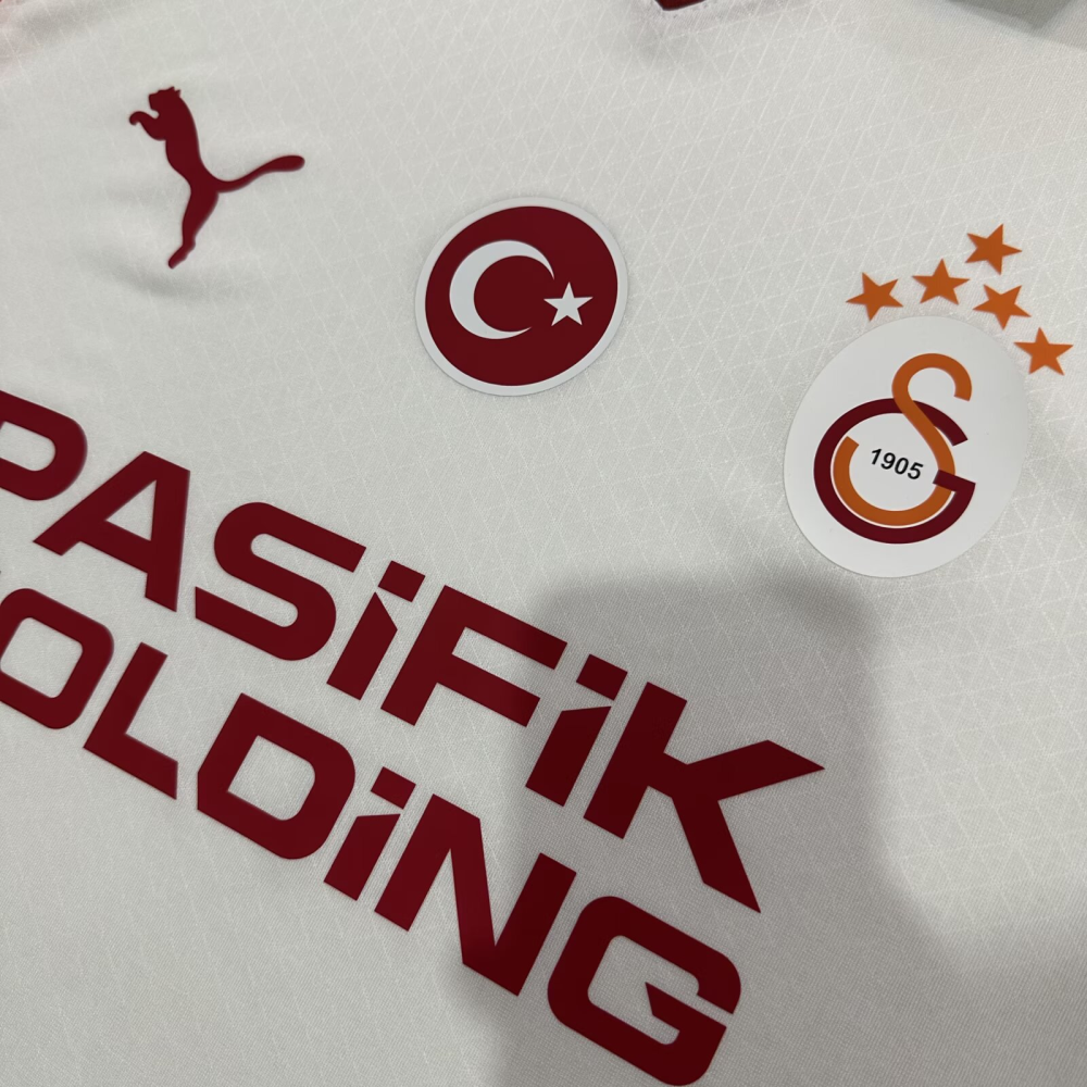 （S-4XL）1:1 Copy Top Quality 2025/2026 Galatasaray Away Football Jersey （ Player Edition）