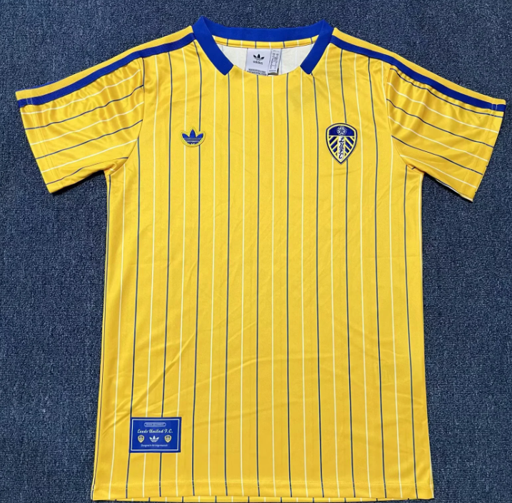 （S-4XL）1:1 Copy Top Quality 2025/2026 Leeds United Retro Football Jersey （Fan Edition）