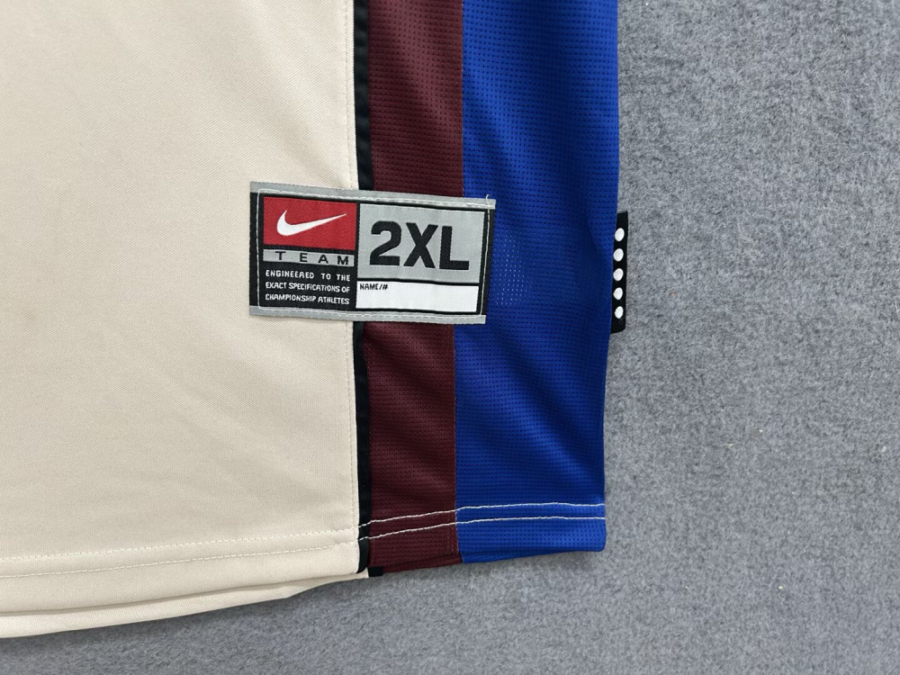 （S-2XL）1:1 Copy Top Quality 1998/1999 Barcelona Away Retro Football Jersey （ Fan Edition）