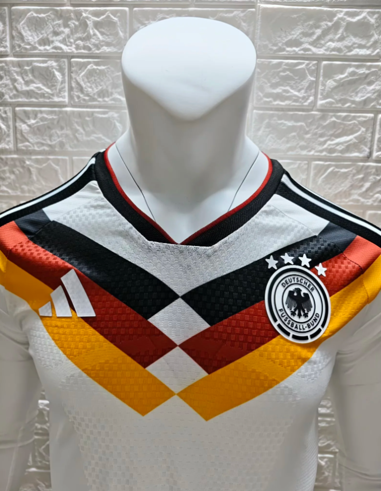 （S-4XL）1:1 Copy Top Quality 2026 Germany Home long sleeves Football Jersey （Player Edition）