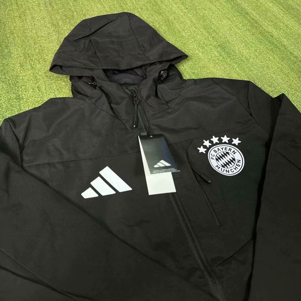 2025/2026 Bayern Munich Long-Sleeved Windproof Jacket