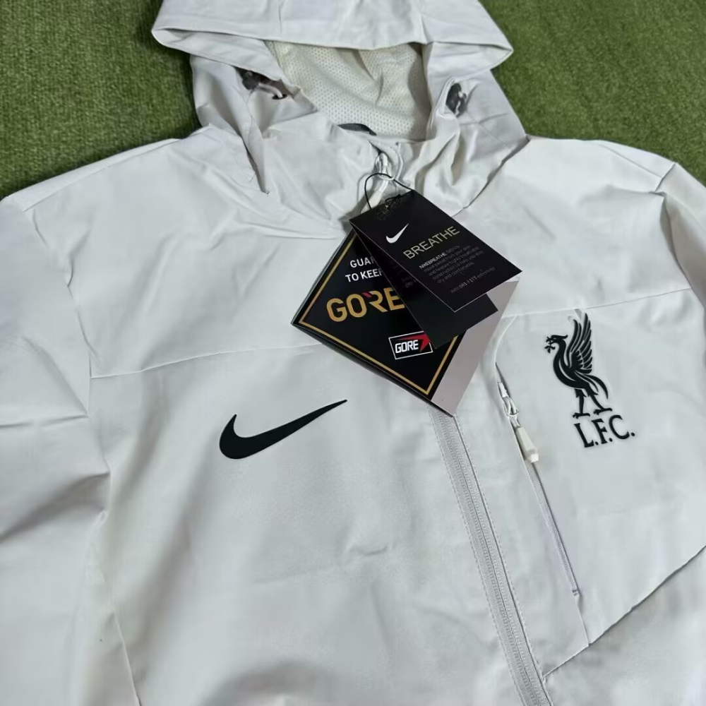 2025/2026 Liverpool Long Sleeve windproof  Jacket